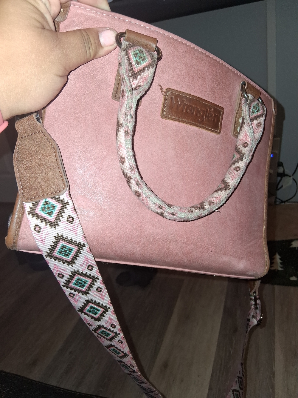 Wrangler Pink Leatherette Tote Bag with Patterned Strap